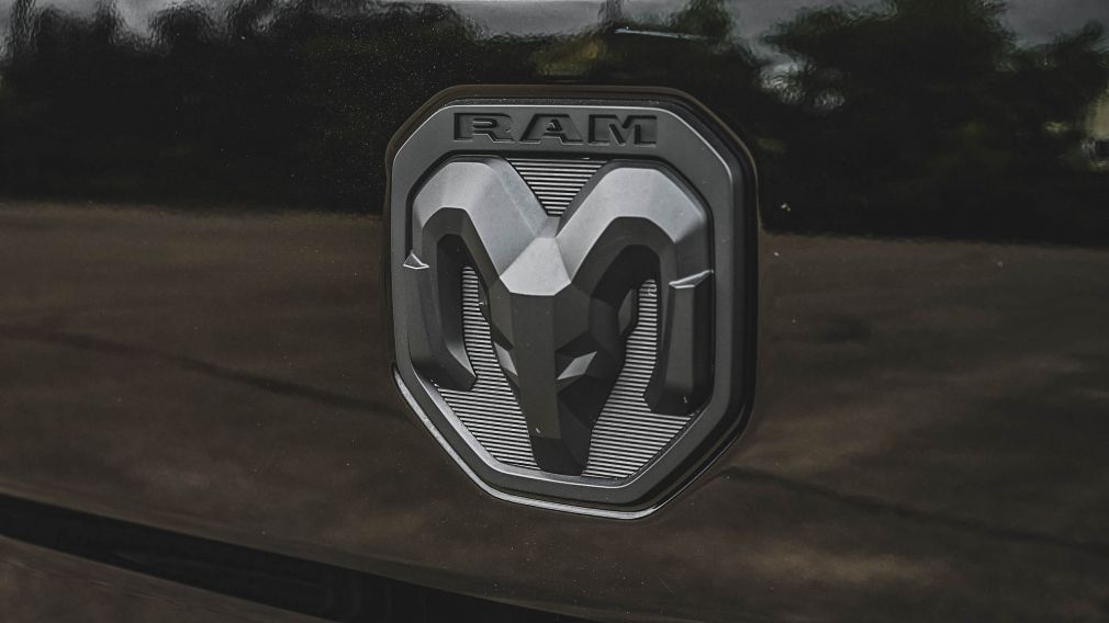 2023 Ram 2500 Laramie 4x4 Mega Cab 6'4" Box NIGHT EDITION #12