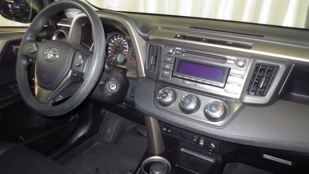 2015 Toyota Rav 4 LE AWD #25