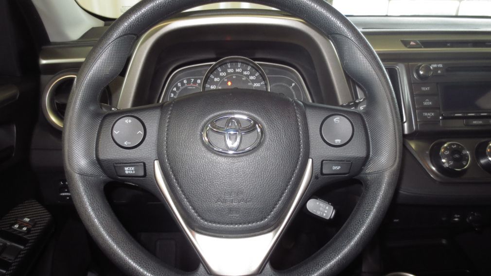 2015 Toyota Rav 4 LE AWD #16