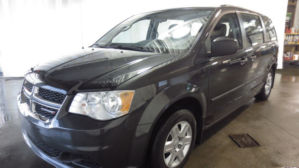 2012 Dodge GR Caravan SE #3