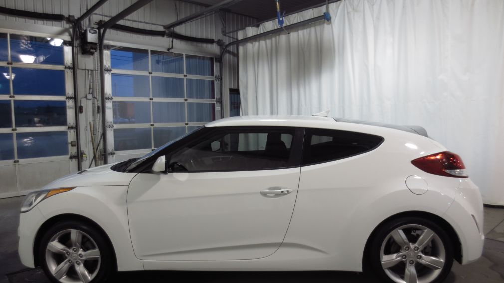 2012 Hyundai Veloster 3dr Cpe Auto #3