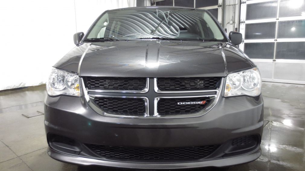 2016 Dodge GR Caravan SXT Plus #2