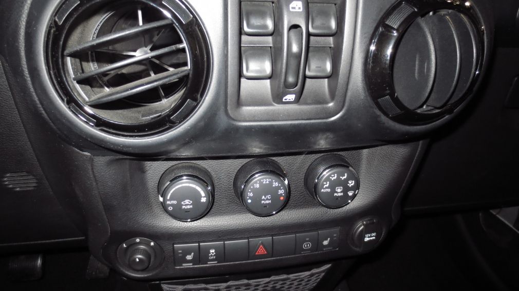 2012 Jeep Wrangler UNLIMITED SAHARA CUIR SIEGES CHAUFFANTS BLUETOOTH #22