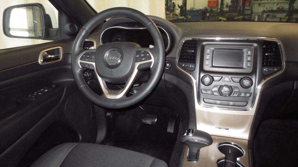 2015 Jeep Grand Cherokee LAREDO 4WD BLUETOOTH #16