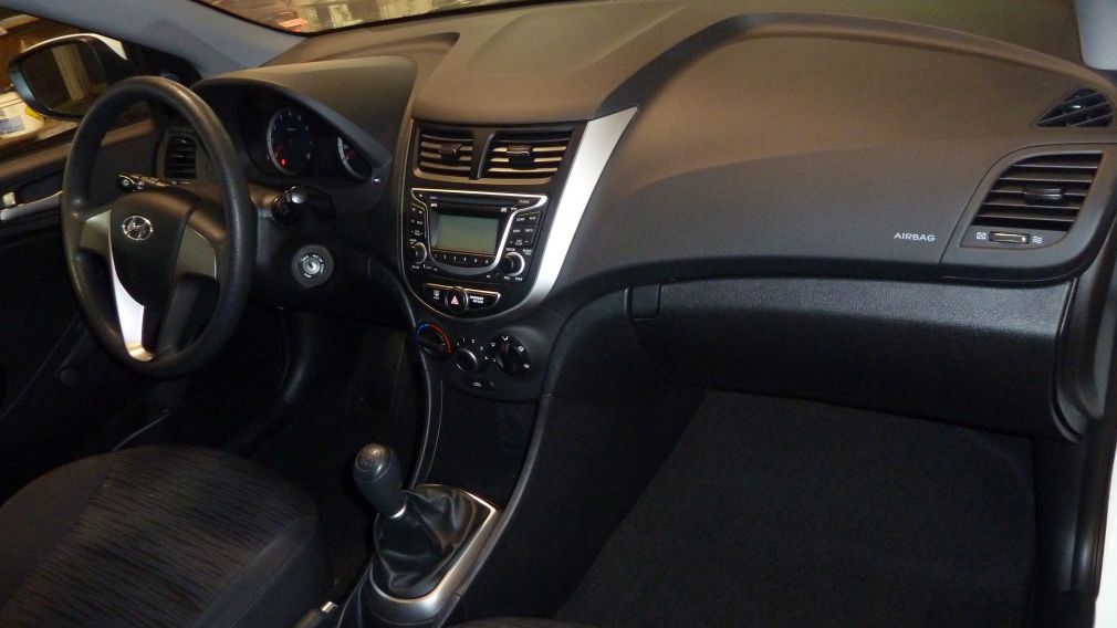 2015 Hyundai Accent L #11