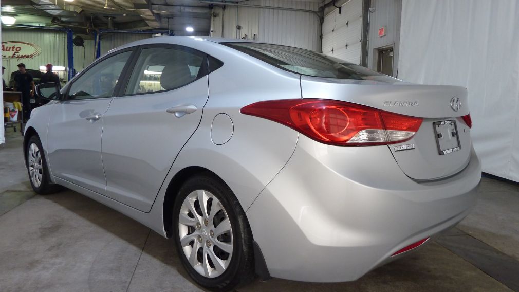 2011 Hyundai Elantra L #38