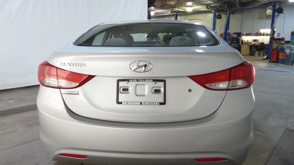 2011 Hyundai Elantra L #40