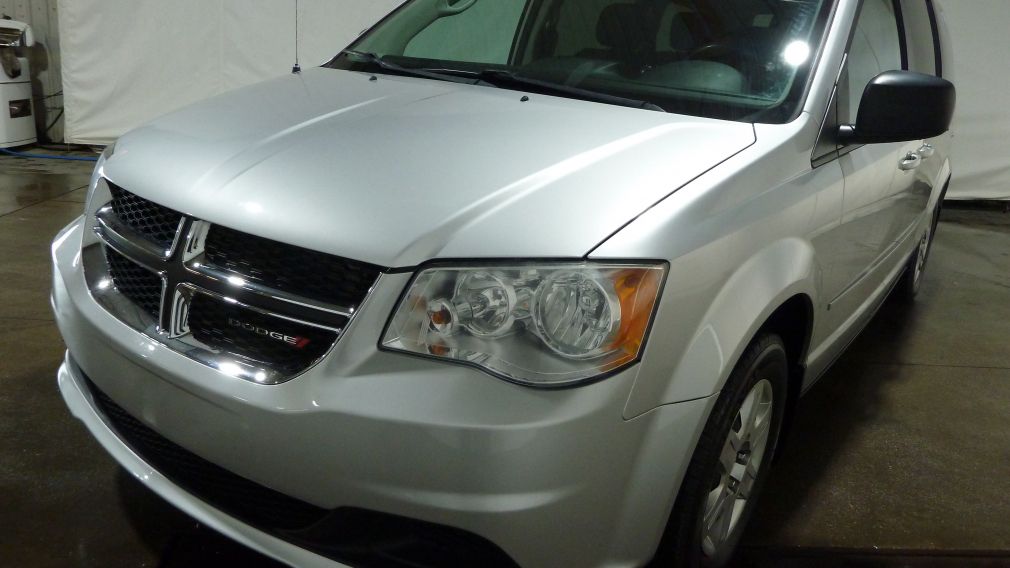 2012 Dodge GR Caravan SXT #2