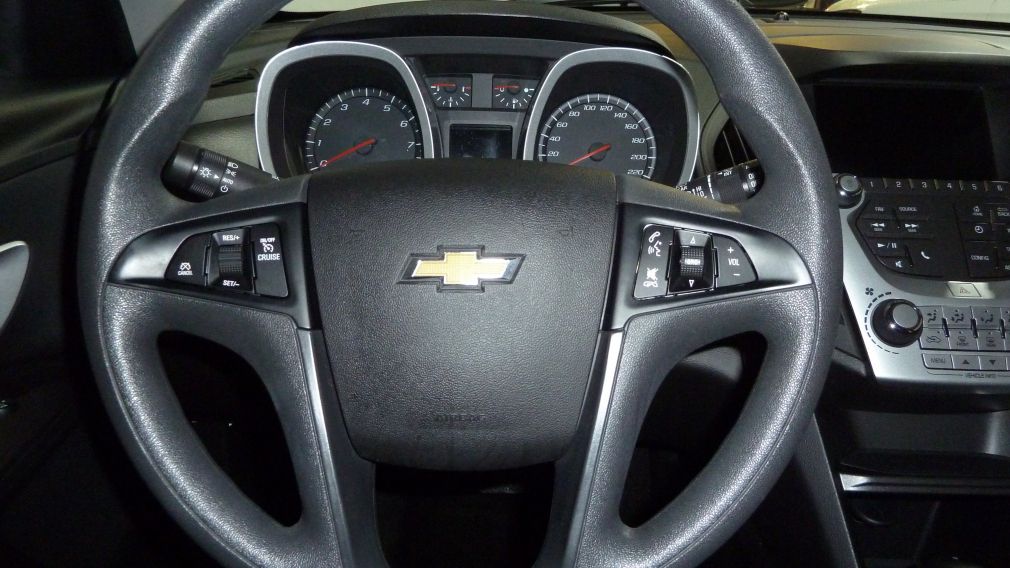 2017 Chevrolet Equinox LS #19