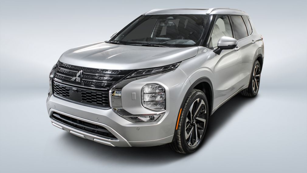 2023 Mitsubishi Outlander — photo 3