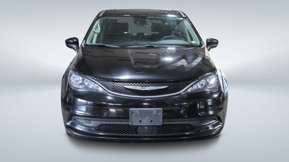 2024 Chrysler Grand Ca... — photo 2