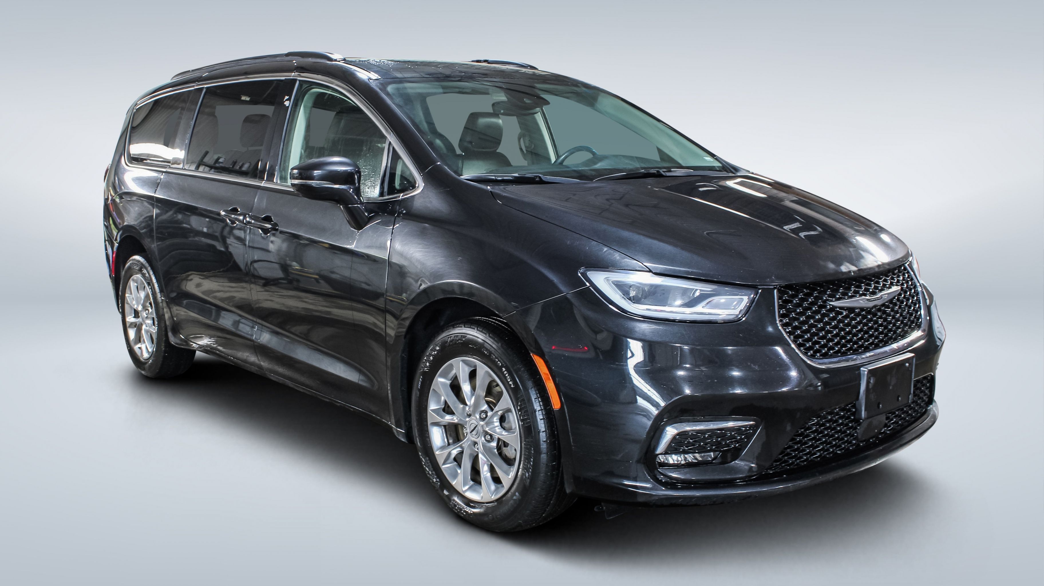 2022 Chrysler Pacifica — Monbili