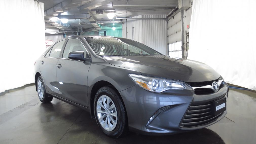 2015 Toyota Camry LE #0