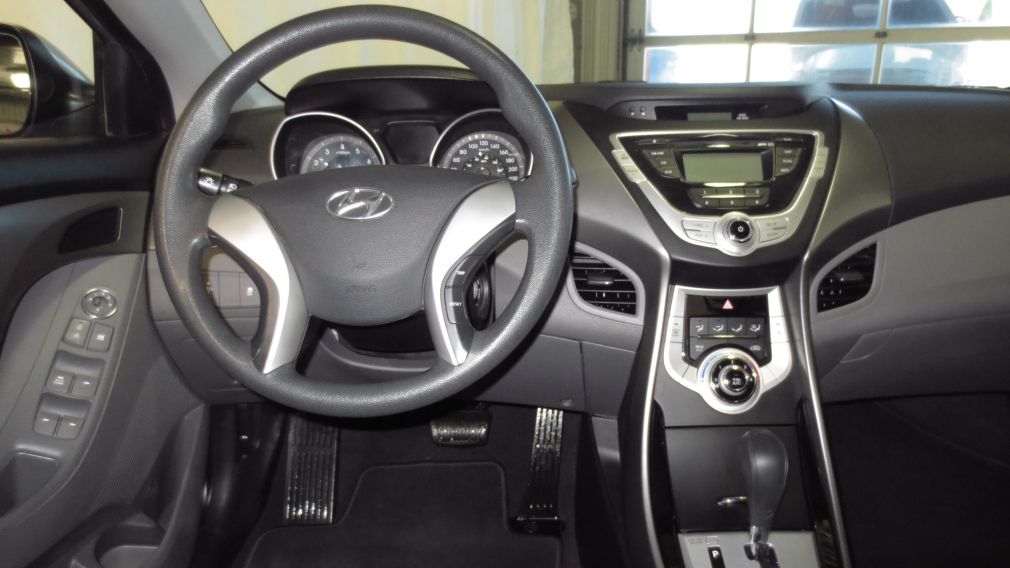 2011 Hyundai Elantra L #14