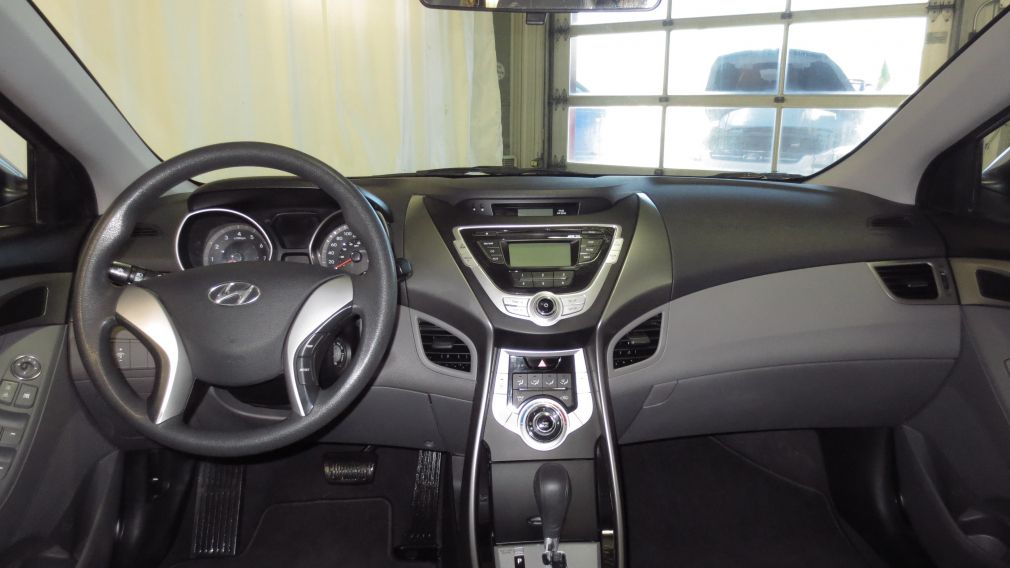 2011 Hyundai Elantra L #13