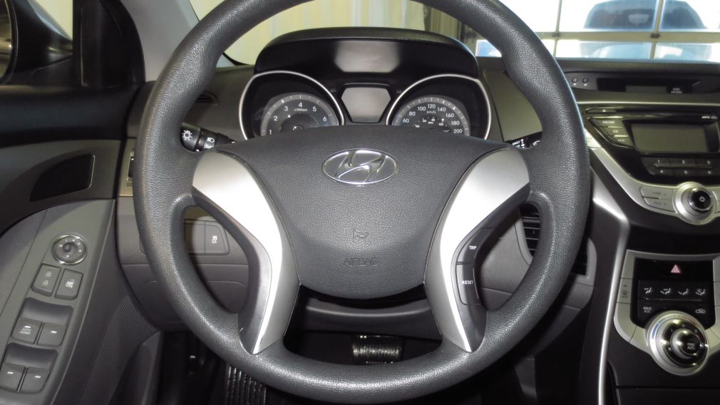 2011 Hyundai Elantra L #15