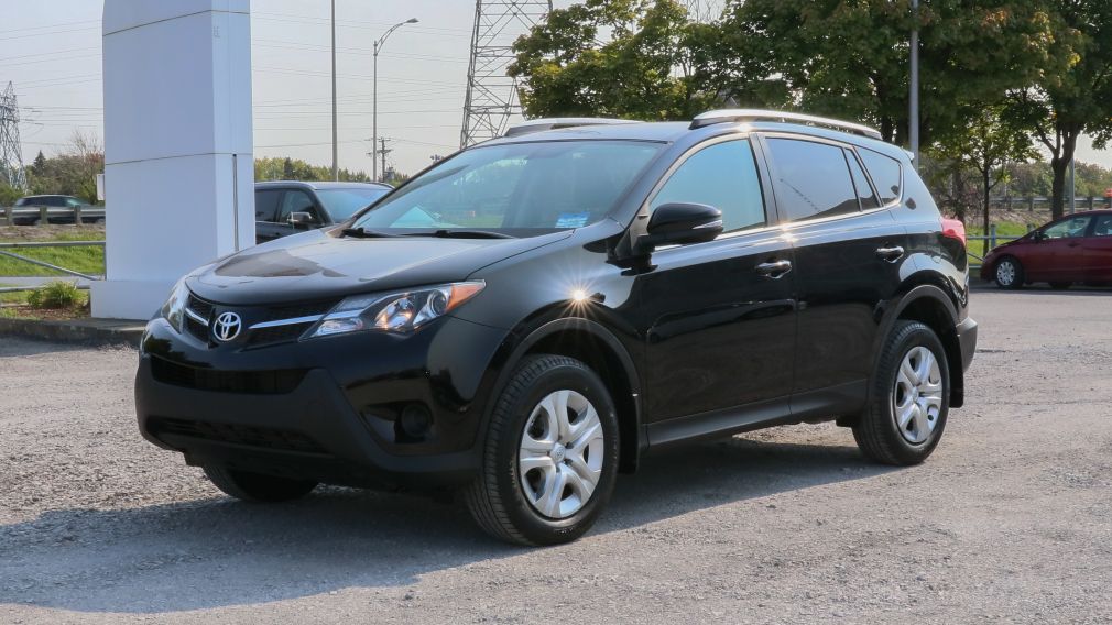 2015 Toyota Rav 4 LE #2