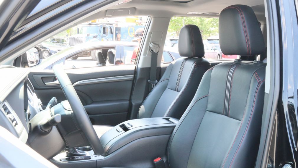 2019 Toyota Highlander SE AWD + GPS + TOIT + BLACK EDITION #8