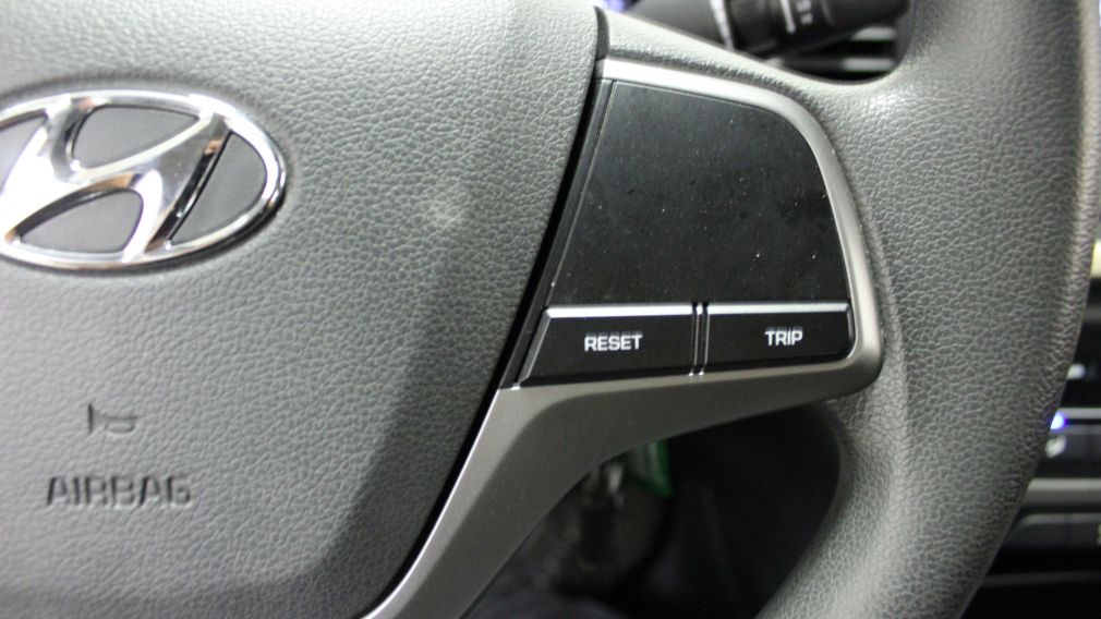 2017 Hyundai Elantra LE A/C Gr-Électrique Lecteur CD Bluetooth #18