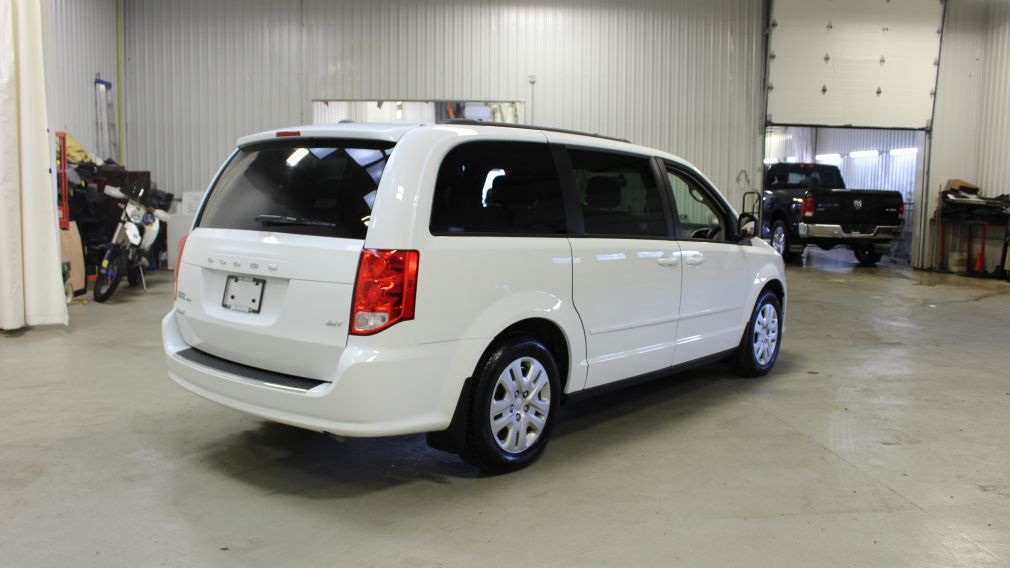 2016 Dodge GR Caravan SXT #7