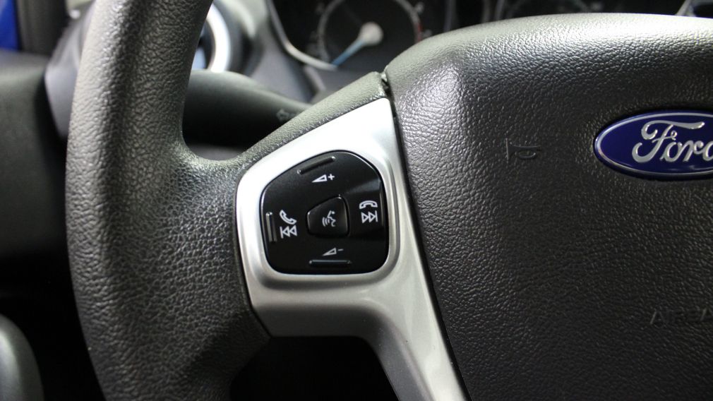 2019 Ford Fiesta SE Hatchback A/C Gr-Électrique Mags Bluetooth #18