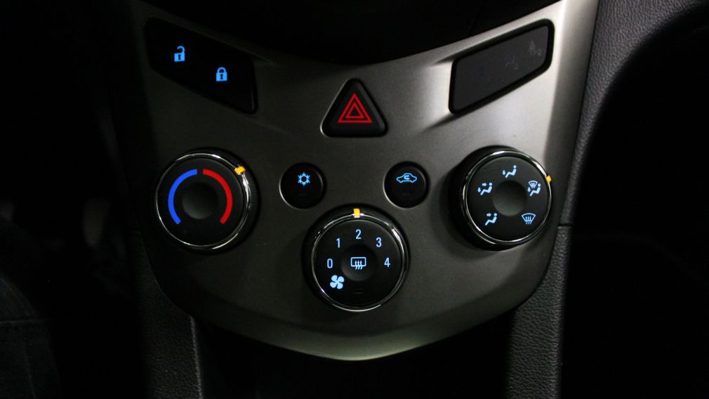 2014 Chevrolet Sonic LS Manuelle A/C Portes Électriques Bluetooth #11