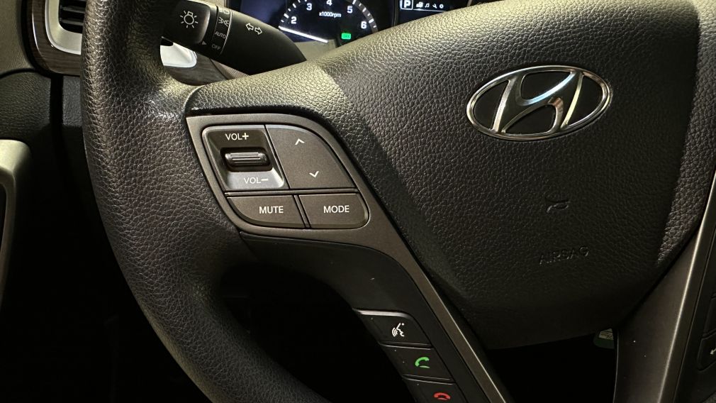 2017 Hyundai Santa Fe XL FWD 4dr A/C Gr-Électrique Mags Bluetooth Sirius #11
