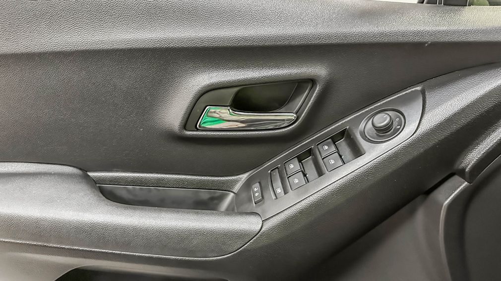 2017 Chevrolet Trax LS Fwd  A/C Gr-Électrique Caméra Bluetooth #16