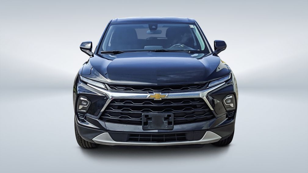 2024 Chevrolet Blazer — photo 2
