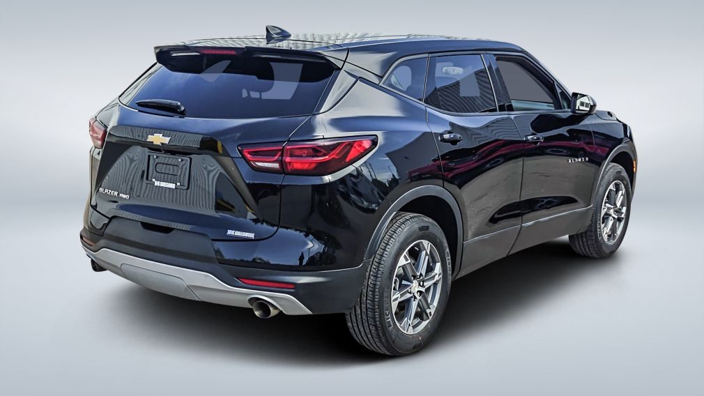 2024 Chevrolet Blazer — photo 7
