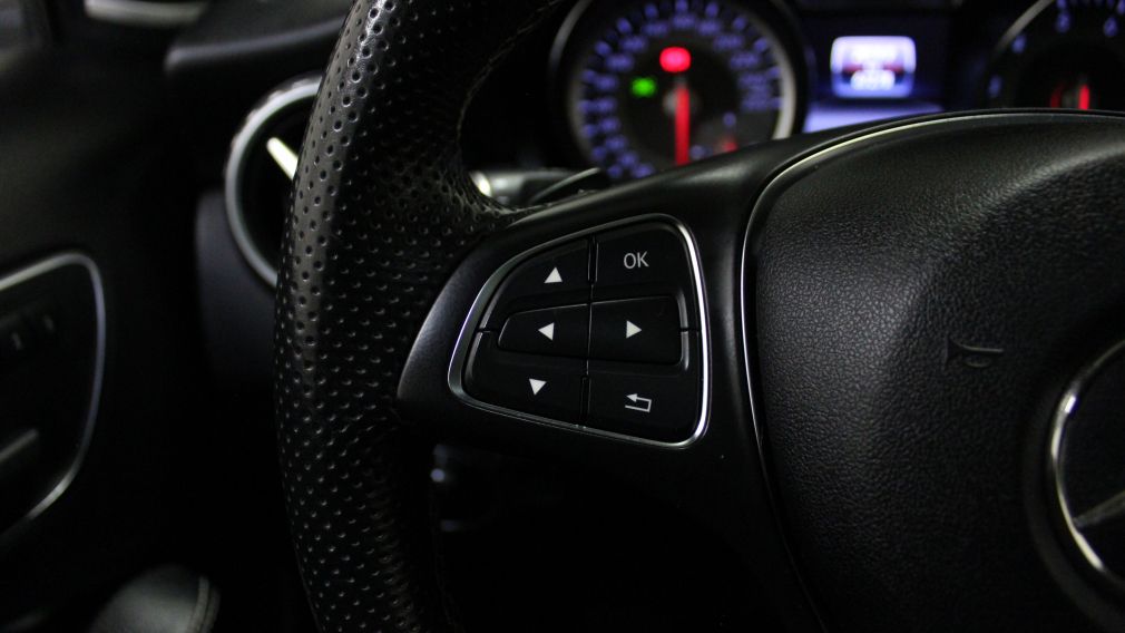 2016 Mercedes Benz GLA250  4Matic Toit-Panoramique Navigation Mags Bluetooth #14