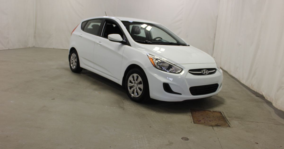 Hyundai Accent 2016 GL Hatchback A/C Gr-Électrique Bluetooth usagée et ...