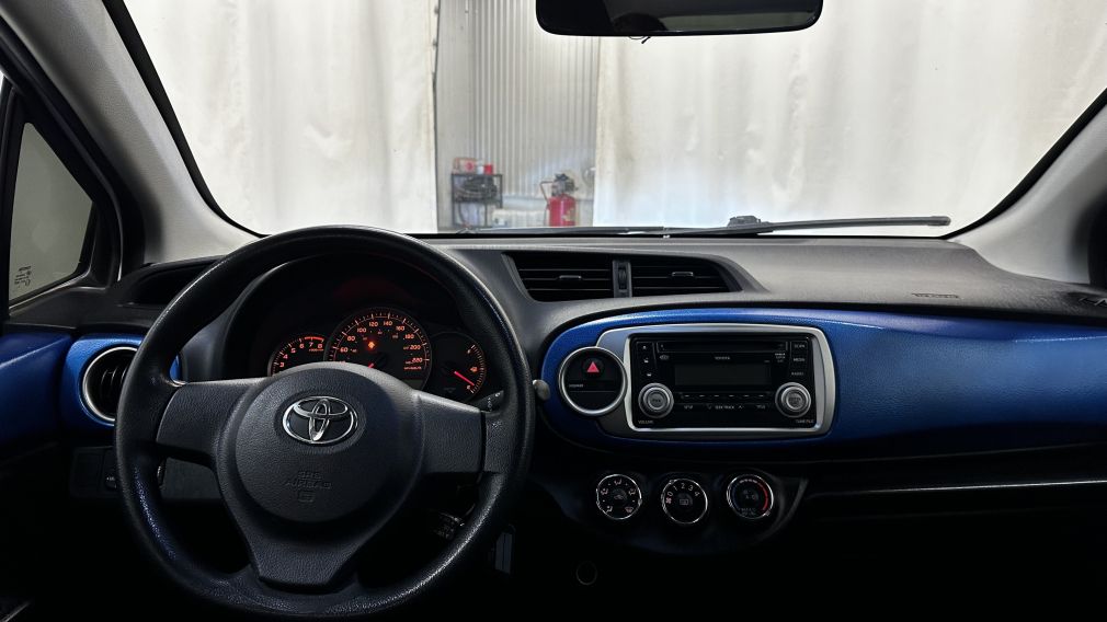 2014 Toyota Yaris LE #15