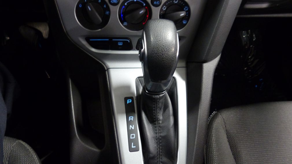 2012 Ford Focus SE #42