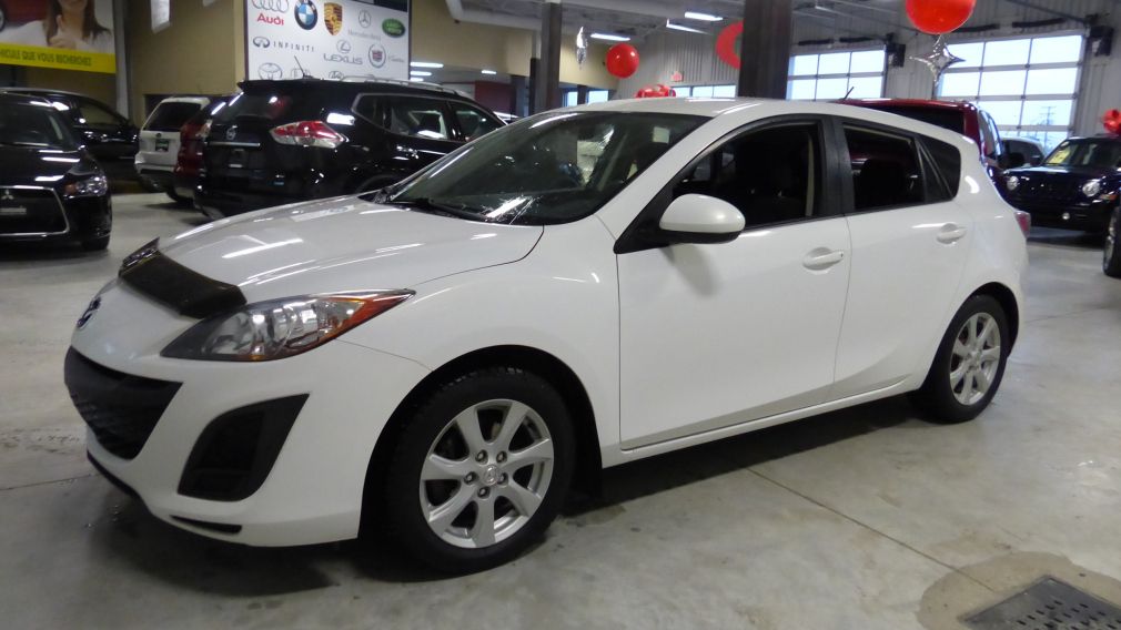 2011 Mazda 3 GX Sport #2