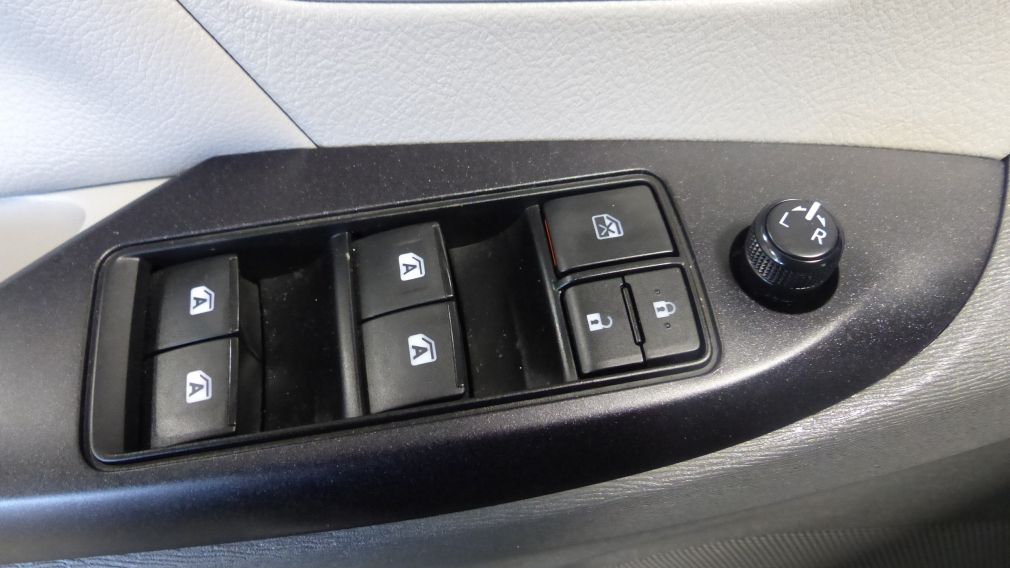 2016 Toyota Sienna LE V6 A-C Gr-Électrique (Caméra-Mags-Bluetooth) #17