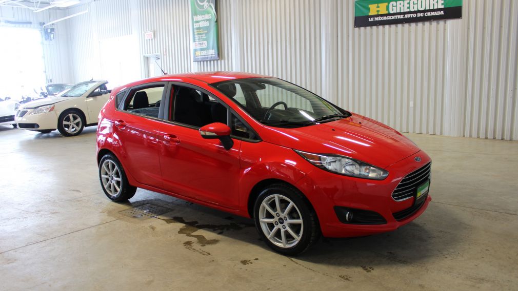 2015 Ford Fiesta SE Hachback A/C Gr-Électrique (Bluetooth-Mags) #0