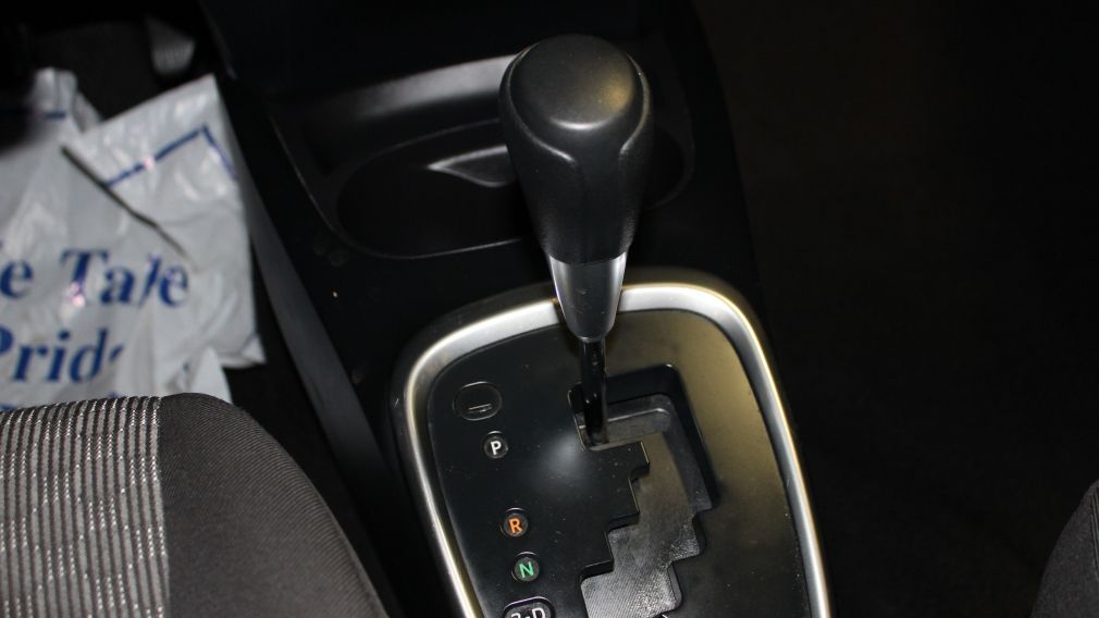 2015 Toyota Yaris LE Hachback A/C Gr-Électrique (Bluetooth) #17