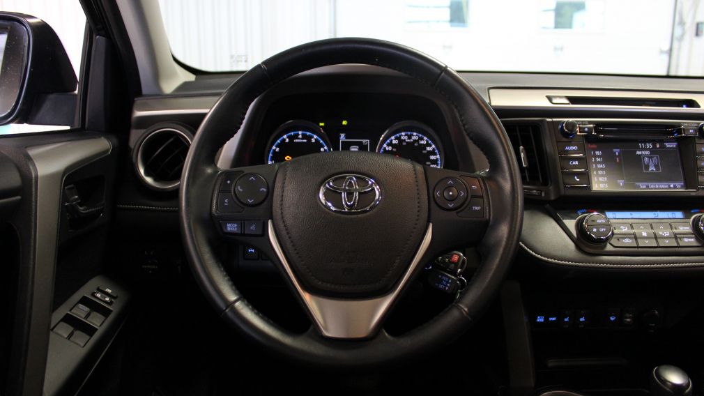 2016 Toyota Rav 4 XLE AWD (Cam-Toit-Mags-Bluetooth) #10