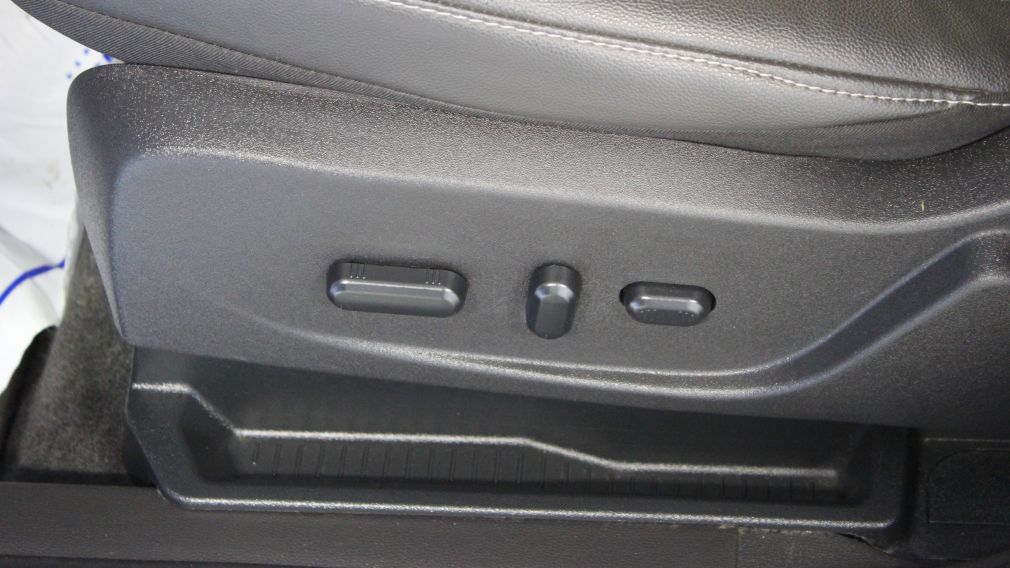 2015 Ford Escape Titanium AWD (Cuir-Toit Pano-Nav-Mags19) #13
