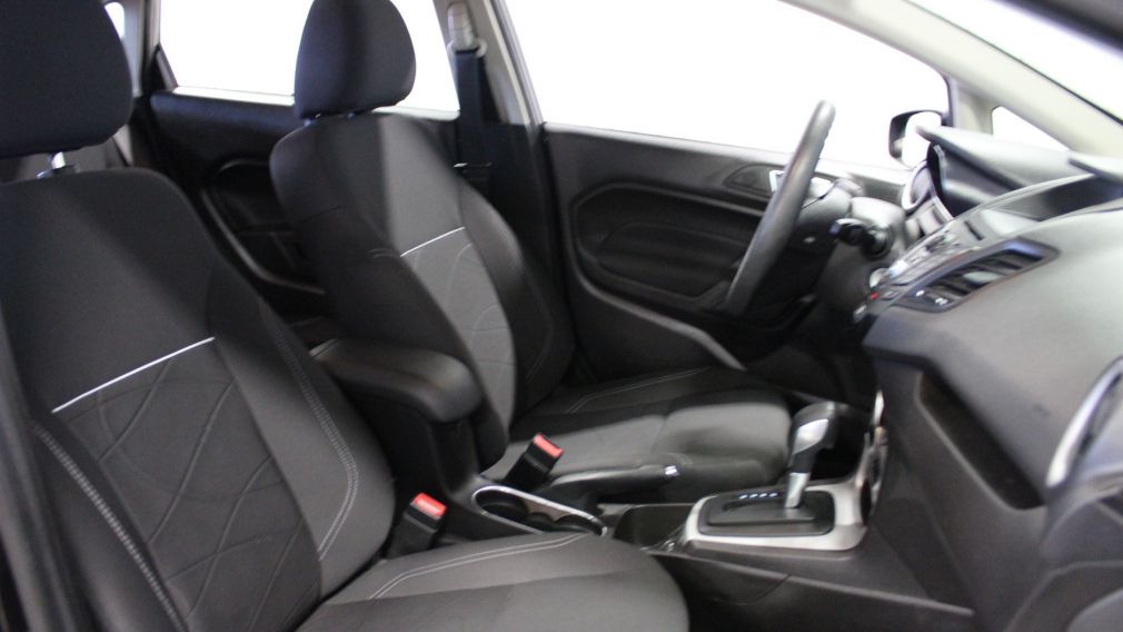 2014 Ford Fiesta SE Hatchback (Bluetooth) #22
