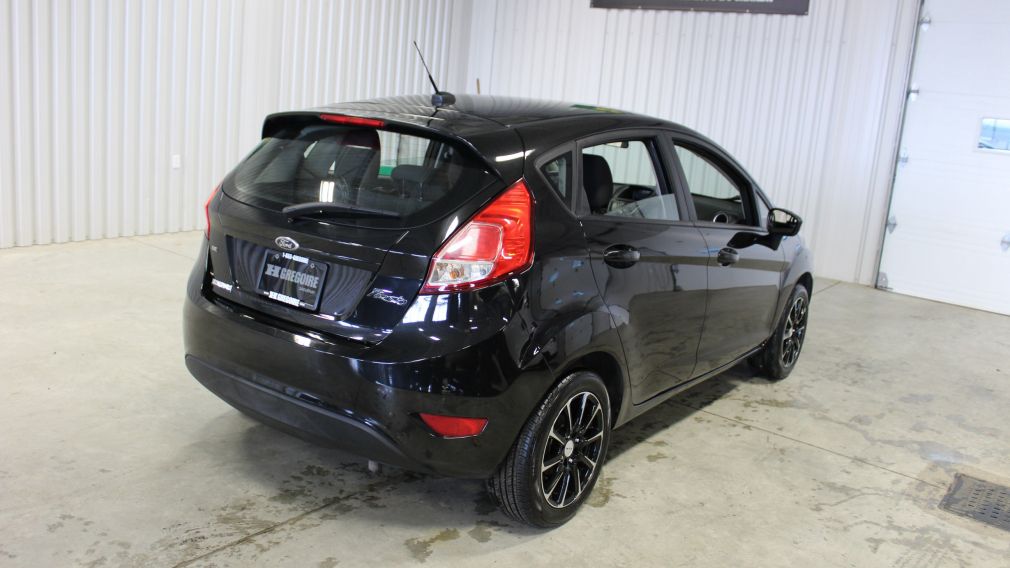 2014 Ford Fiesta SE Hatchback (Bluetooth) #7