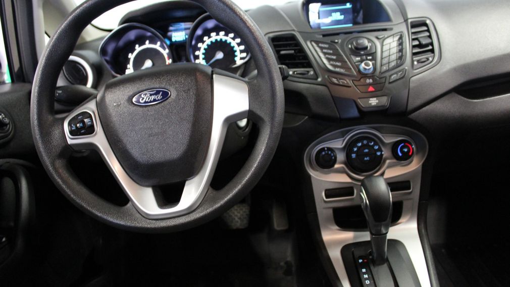 2014 Ford Fiesta SE Hatchback (Bluetooth) #8