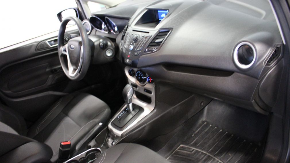 2014 Ford Fiesta SE Hatchback (Bluetooth) #20