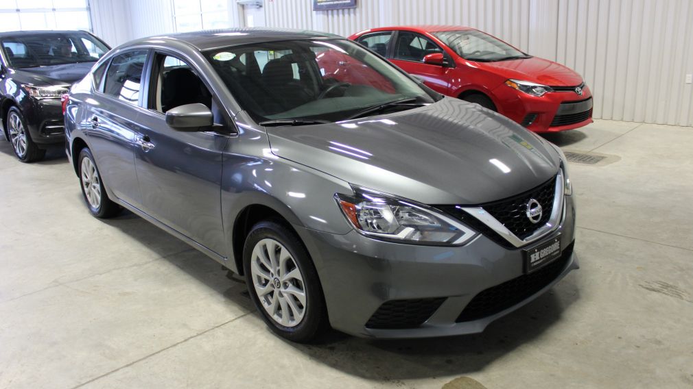 2016 Nissan Sentra SV A/C Bluetooth-Toit ouvrant-Sièges chauffants #0