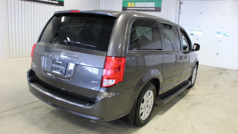 2015 Dodge GR Caravan SXT Stow n go #7