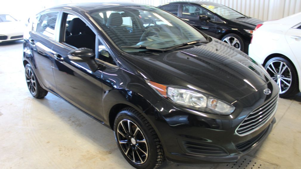 2014 Ford Fiesta SE Hatchback (Bluetooth) #27