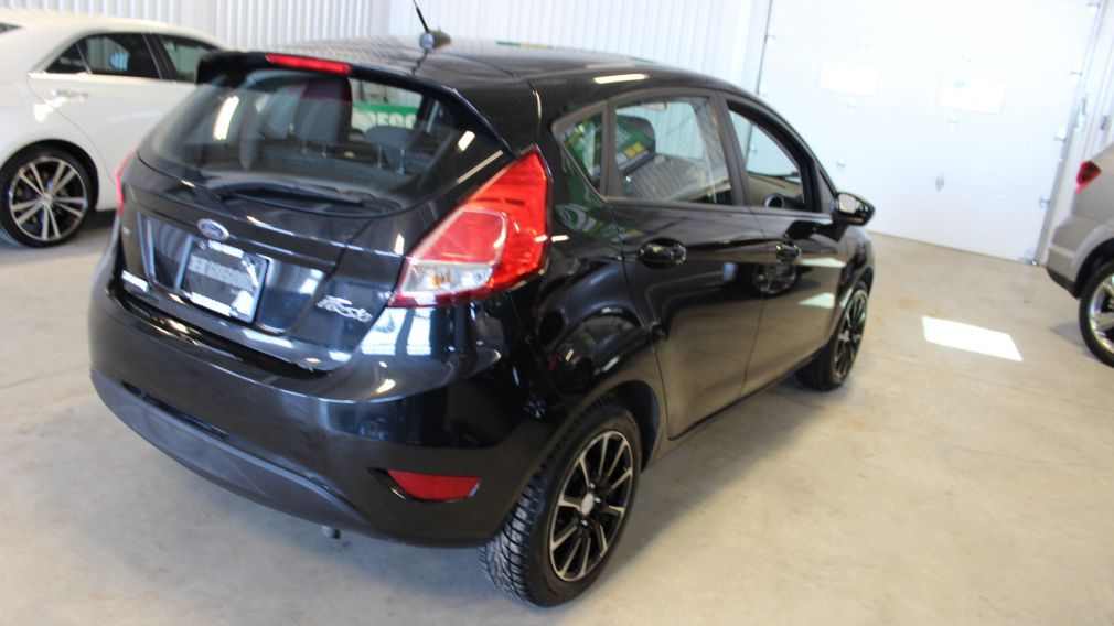 2014 Ford Fiesta SE Hatchback (Bluetooth) #29