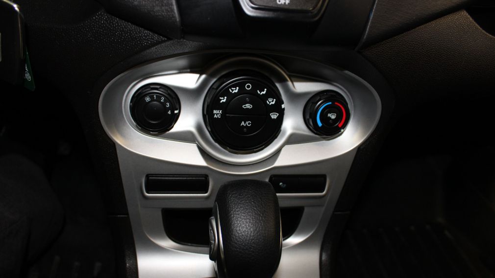 2014 Ford Fiesta SE Hatchback (Bluetooth) #35