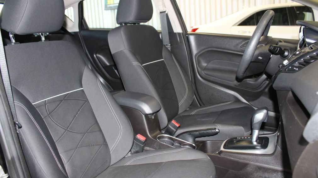 2014 Ford Fiesta SE Hatchback (Bluetooth) #44